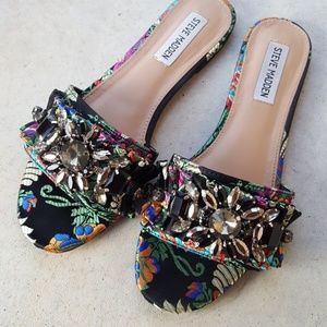 Steve Madden sandals